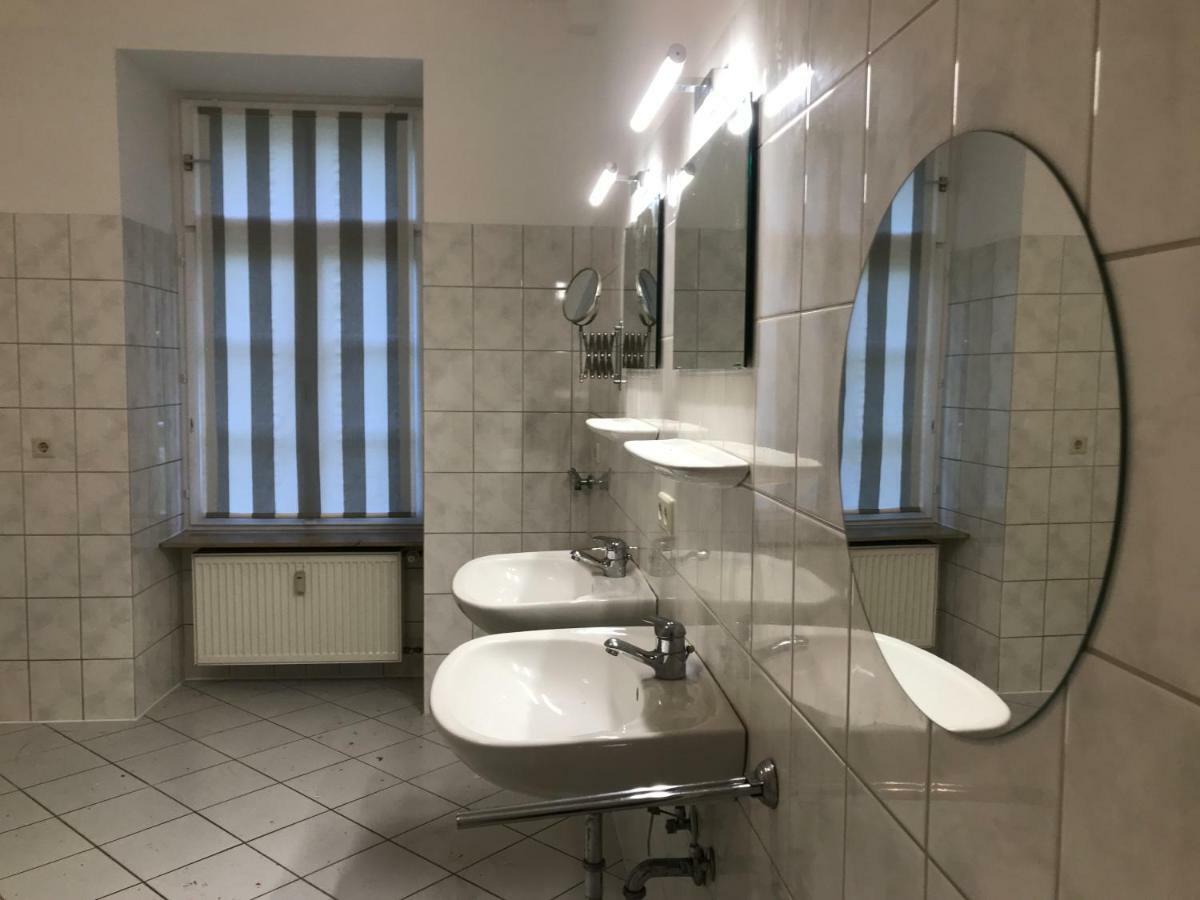 Elegantes Gaesteapartment Verano In Schloss Und Hofgut Langenzell Wiesenbach Eksteriør billede